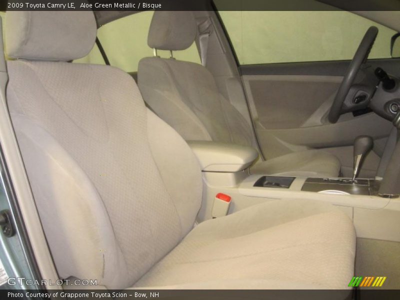 Aloe Green Metallic / Bisque 2009 Toyota Camry LE