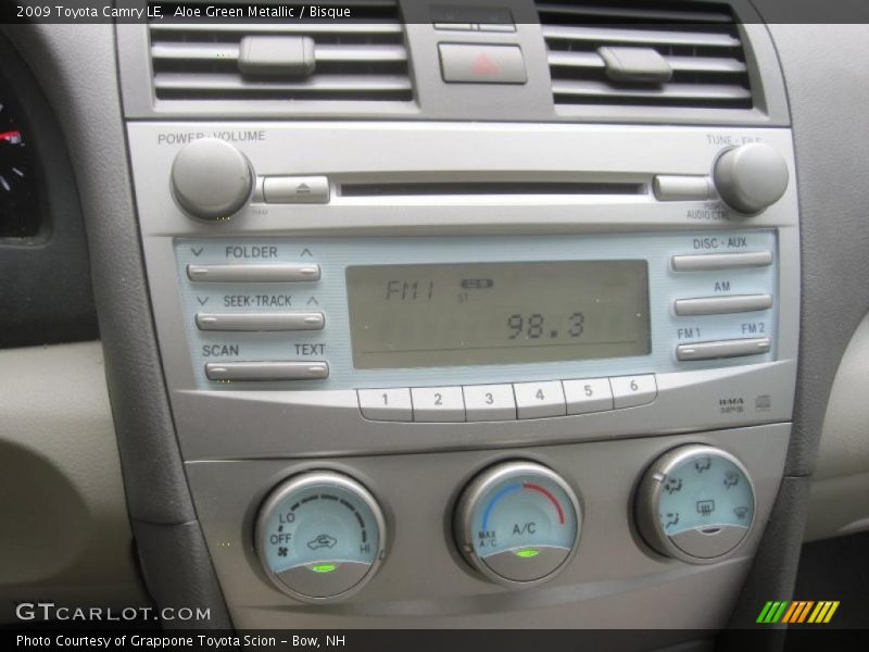 Aloe Green Metallic / Bisque 2009 Toyota Camry LE