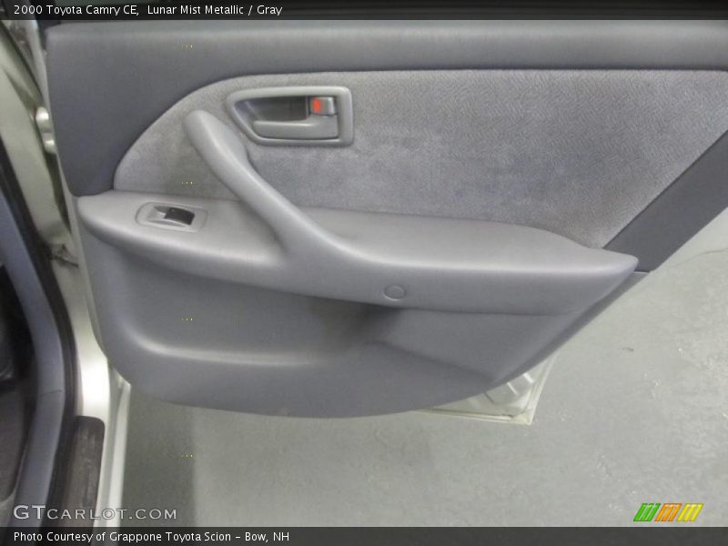Lunar Mist Metallic / Gray 2000 Toyota Camry CE