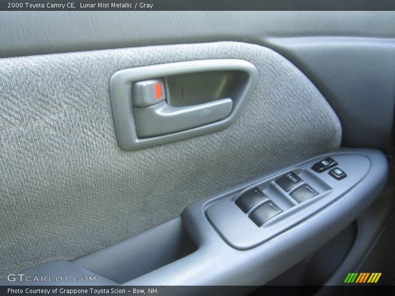 Lunar Mist Metallic / Gray 2000 Toyota Camry CE