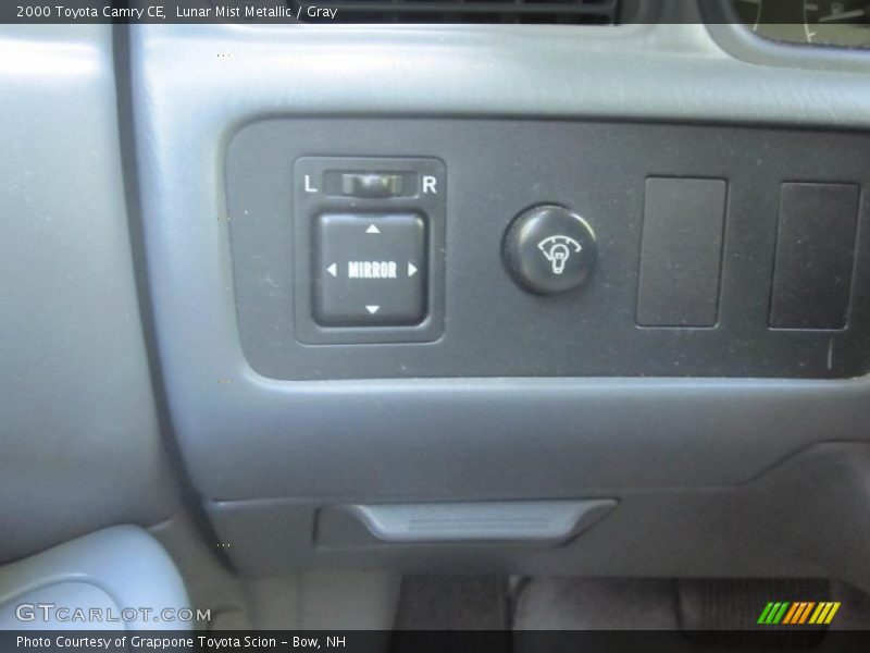 Lunar Mist Metallic / Gray 2000 Toyota Camry CE