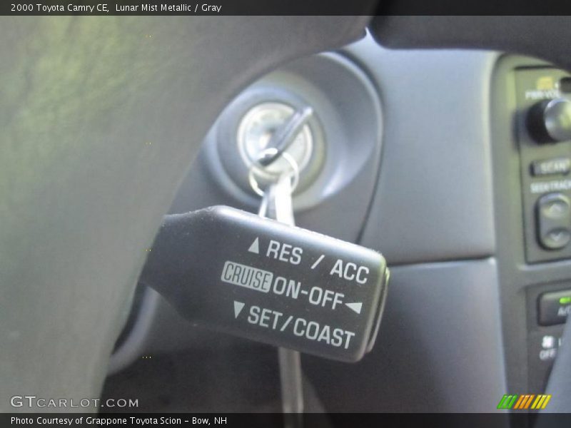 Lunar Mist Metallic / Gray 2000 Toyota Camry CE