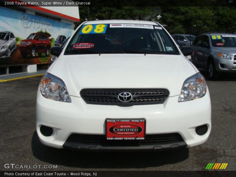 Super White / Dark Charcoal 2008 Toyota Matrix