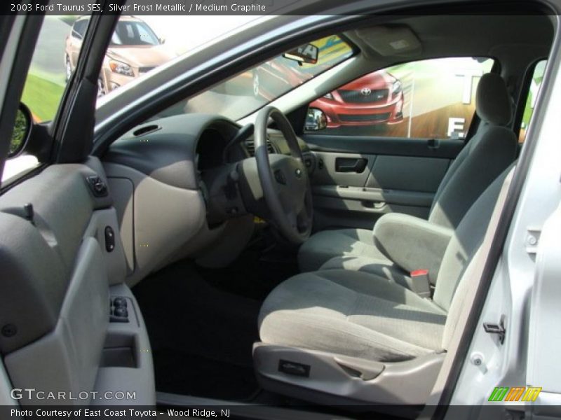 Silver Frost Metallic / Medium Graphite 2003 Ford Taurus SES