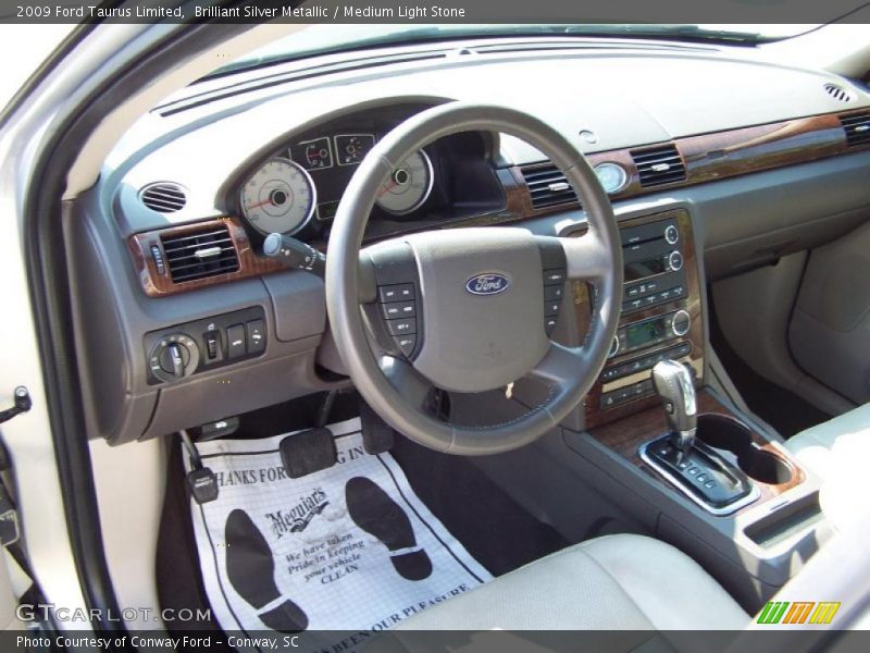 Brilliant Silver Metallic / Medium Light Stone 2009 Ford Taurus Limited