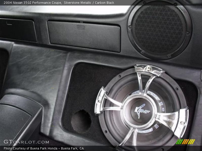 Silverstone Metallic / Carbon Black 2004 Nissan 350Z Performance Coupe
