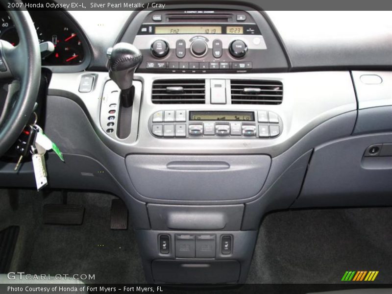 Silver Pearl Metallic / Gray 2007 Honda Odyssey EX-L