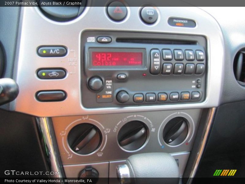 Abyss Black / Graphite 2007 Pontiac Vibe