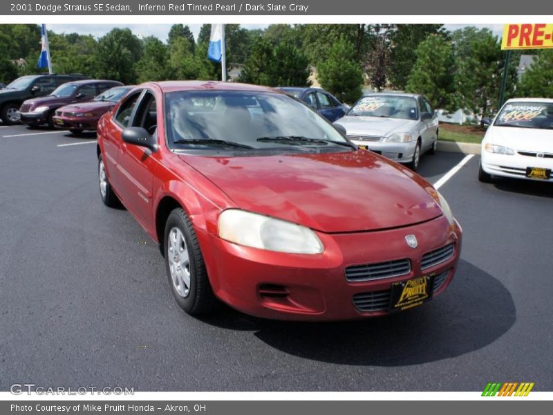 Inferno Red Tinted Pearl / Dark Slate Gray 2001 Dodge Stratus SE Sedan