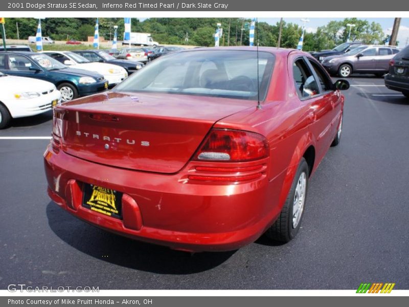 Inferno Red Tinted Pearl / Dark Slate Gray 2001 Dodge Stratus SE Sedan