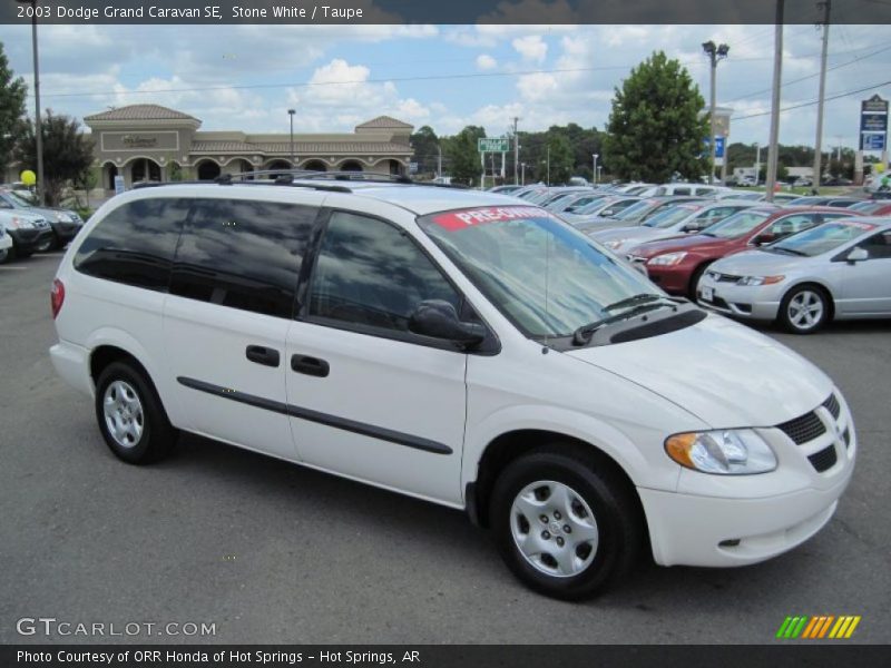 Stone White / Taupe 2003 Dodge Grand Caravan SE