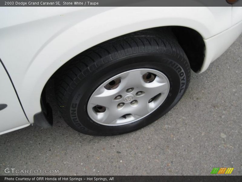 Stone White / Taupe 2003 Dodge Grand Caravan SE