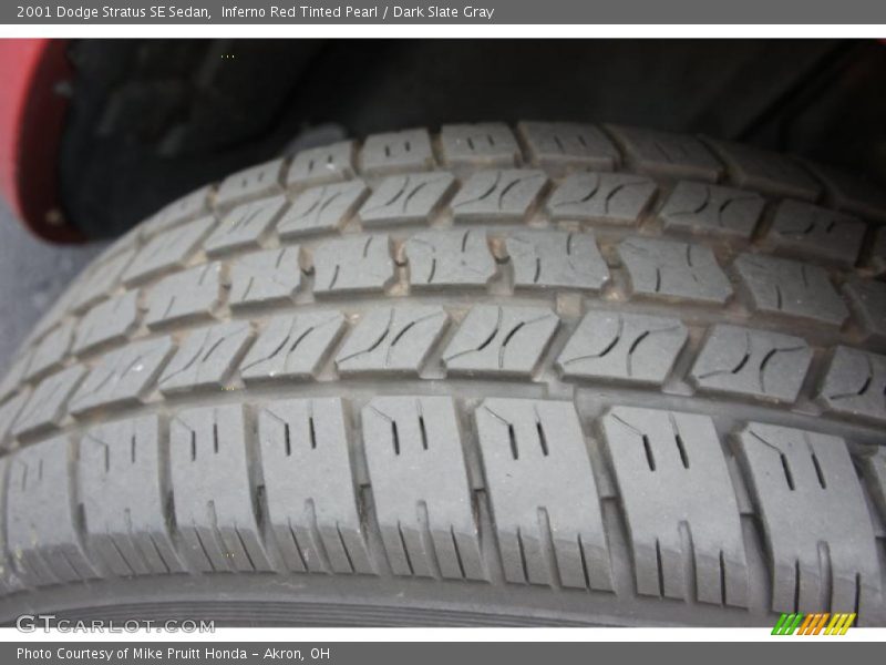 Inferno Red Tinted Pearl / Dark Slate Gray 2001 Dodge Stratus SE Sedan