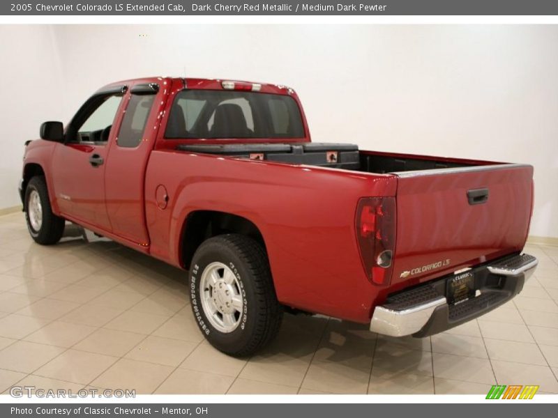 Dark Cherry Red Metallic / Medium Dark Pewter 2005 Chevrolet Colorado LS Extended Cab