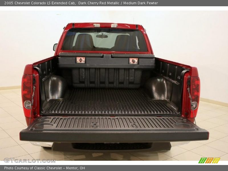 Dark Cherry Red Metallic / Medium Dark Pewter 2005 Chevrolet Colorado LS Extended Cab