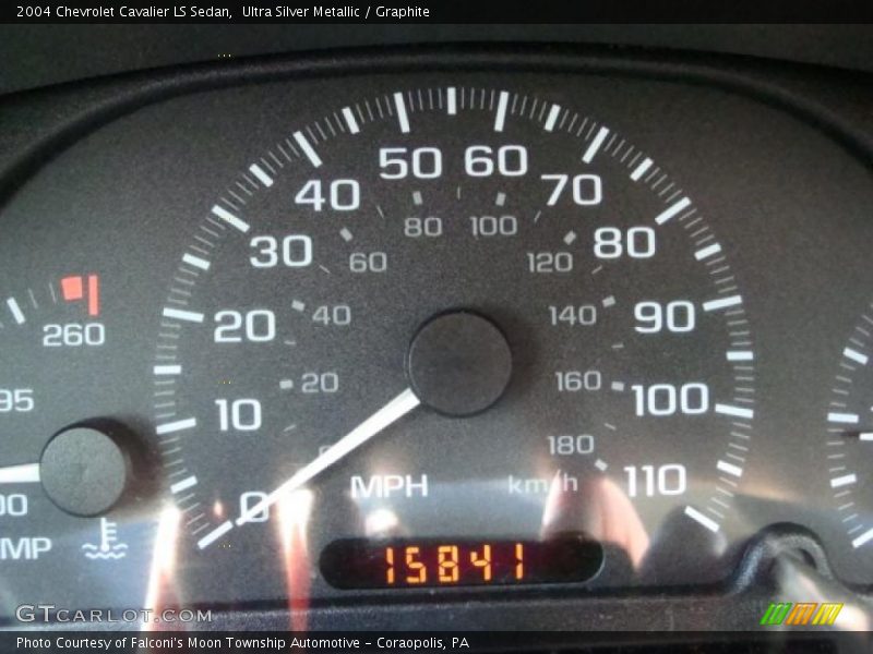 Ultra Silver Metallic / Graphite 2004 Chevrolet Cavalier LS Sedan