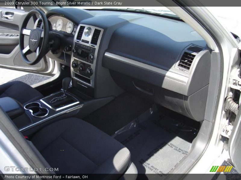 Bright Silver Metallic / Dark Slate Gray 2009 Chrysler 300 Touring