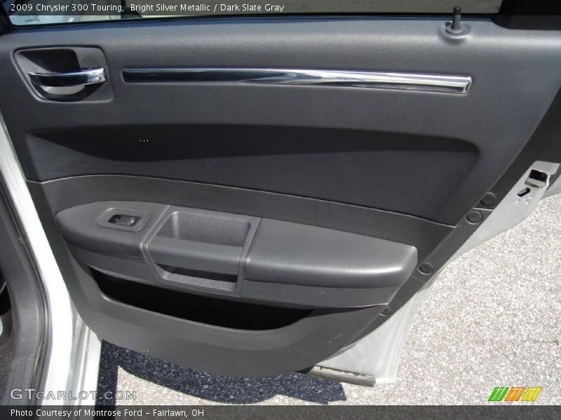 Bright Silver Metallic / Dark Slate Gray 2009 Chrysler 300 Touring