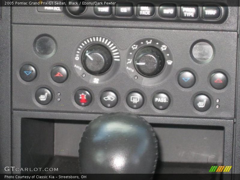 Black / Ebony/Dark Pewter 2005 Pontiac Grand Prix GT Sedan