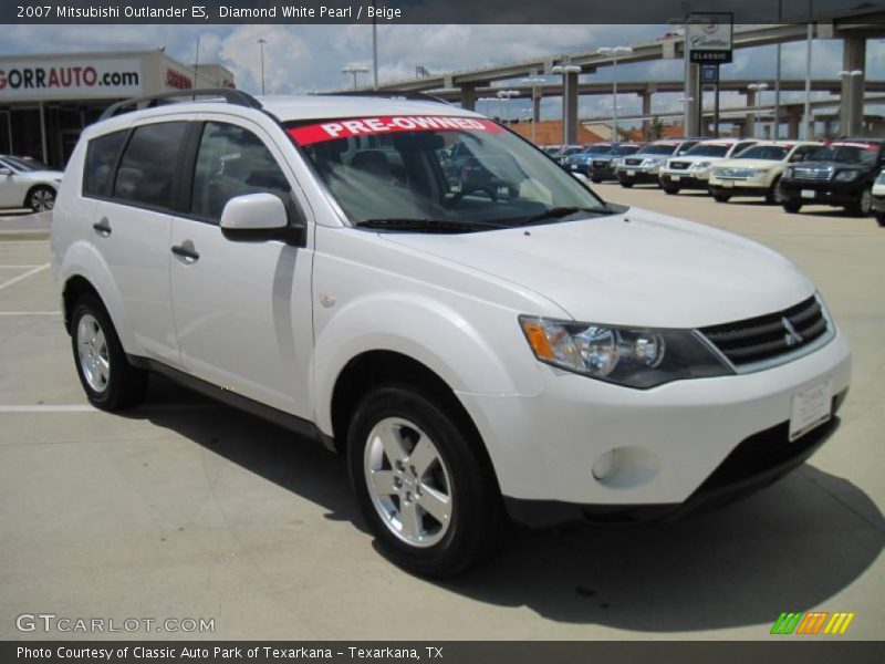 Diamond White Pearl / Beige 2007 Mitsubishi Outlander ES
