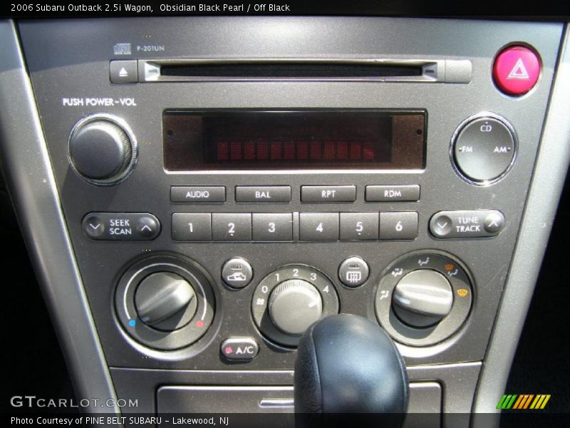 Obsidian Black Pearl / Off Black 2006 Subaru Outback 2.5i Wagon