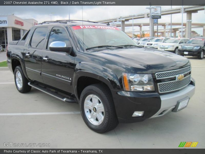 Black / Dark Titanium/Light Titanium 2007 Chevrolet Avalanche Z71 4WD