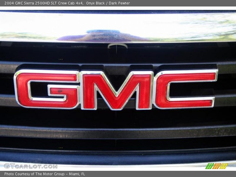 Onyx Black / Dark Pewter 2004 GMC Sierra 2500HD SLT Crew Cab 4x4