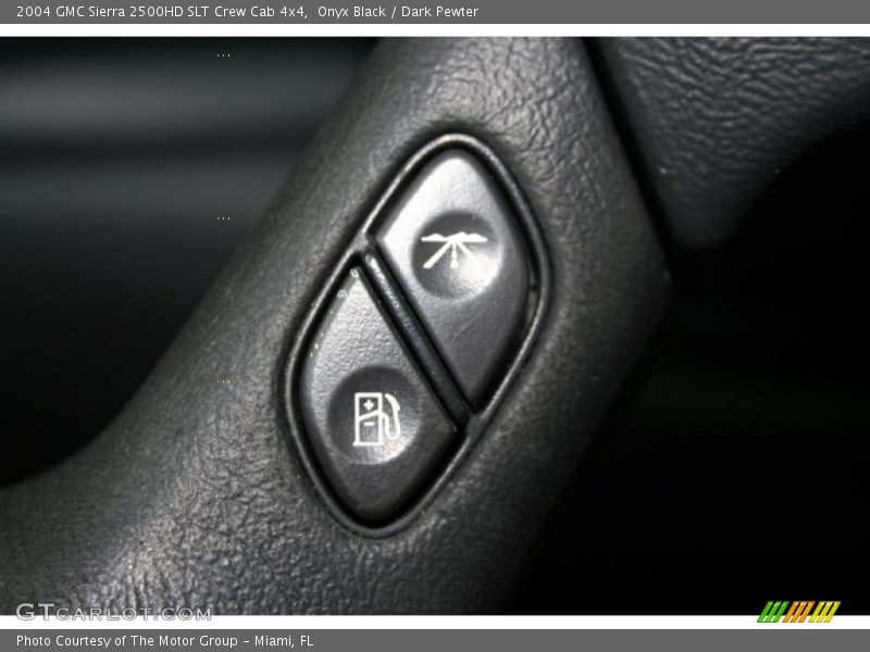 Onyx Black / Dark Pewter 2004 GMC Sierra 2500HD SLT Crew Cab 4x4