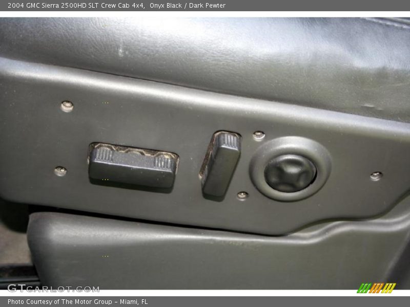 Onyx Black / Dark Pewter 2004 GMC Sierra 2500HD SLT Crew Cab 4x4