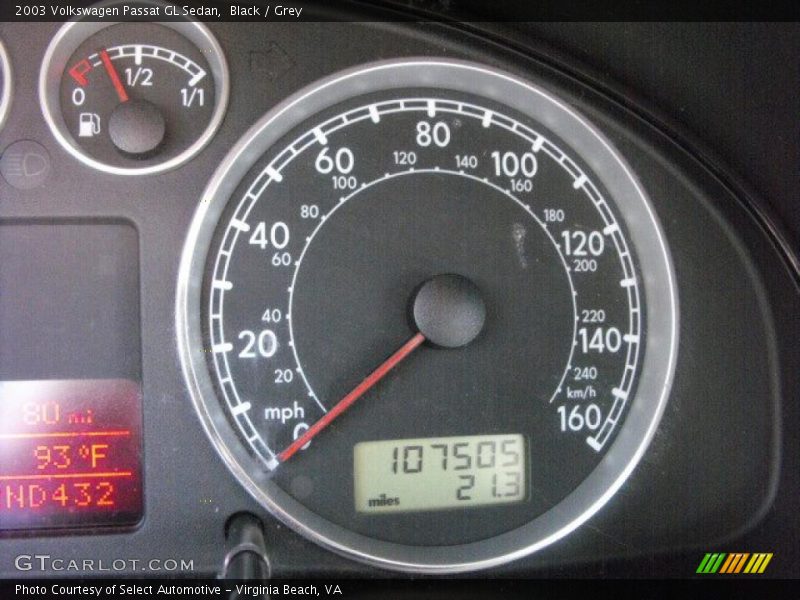 Black / Grey 2003 Volkswagen Passat GL Sedan