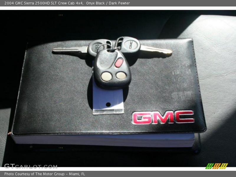 Onyx Black / Dark Pewter 2004 GMC Sierra 2500HD SLT Crew Cab 4x4