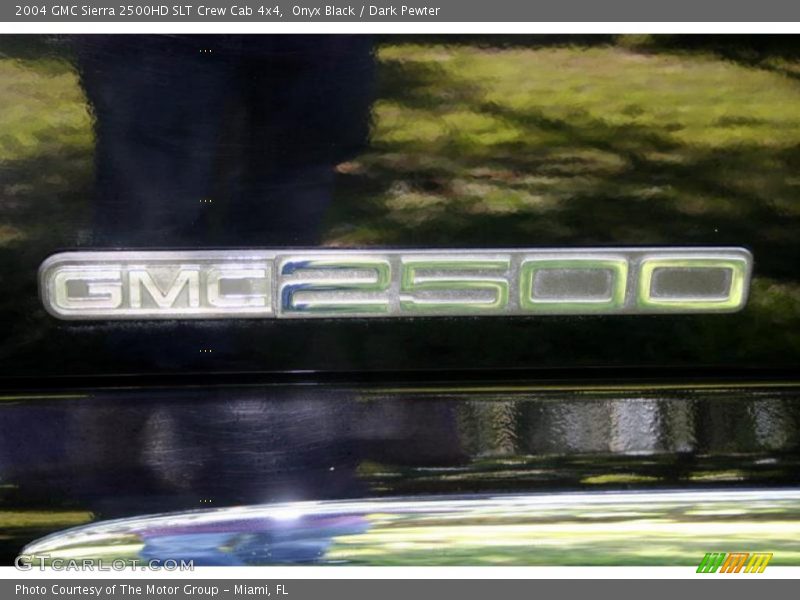 Onyx Black / Dark Pewter 2004 GMC Sierra 2500HD SLT Crew Cab 4x4