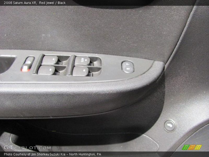 Red Jewel / Black 2008 Saturn Aura XR