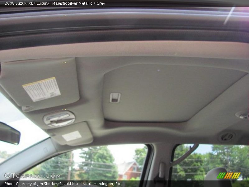 Majestic Silver Metallic / Grey 2008 Suzuki XL7 Luxury