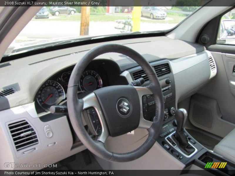 Majestic Silver Metallic / Grey 2008 Suzuki XL7 Luxury