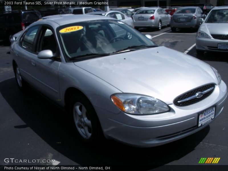Silver Frost Metallic / Medium Graphite 2003 Ford Taurus SES