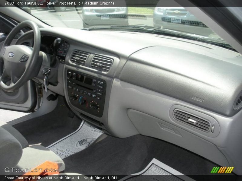 Silver Frost Metallic / Medium Graphite 2003 Ford Taurus SES