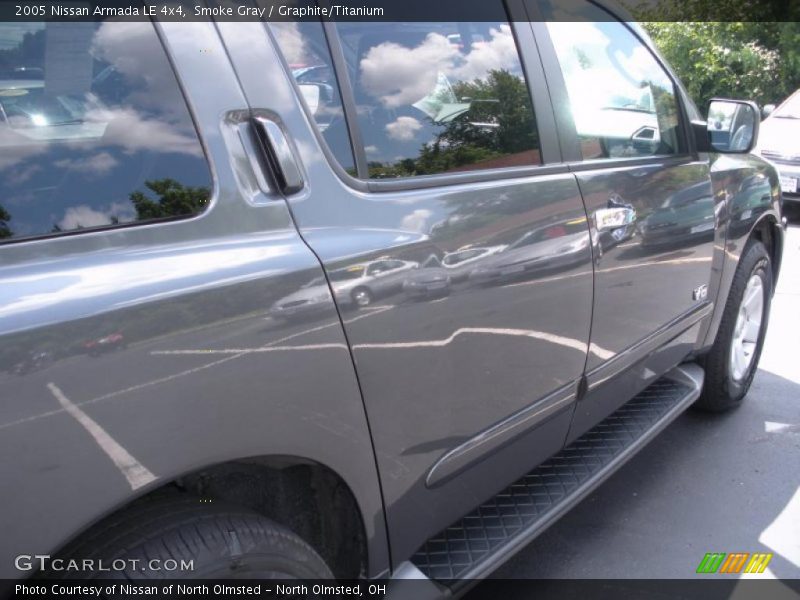 Smoke Gray / Graphite/Titanium 2005 Nissan Armada LE 4x4