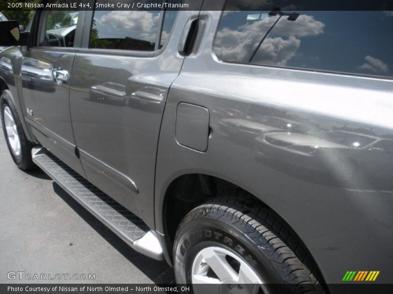 Smoke Gray / Graphite/Titanium 2005 Nissan Armada LE 4x4