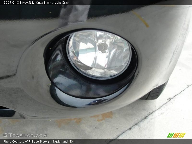 Onyx Black / Light Gray 2005 GMC Envoy SLE