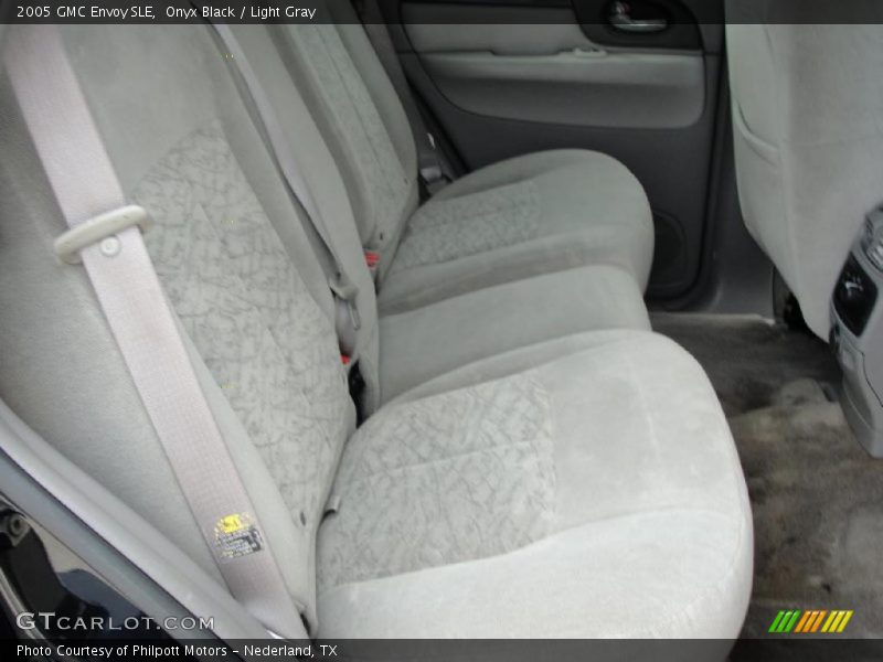 Onyx Black / Light Gray 2005 GMC Envoy SLE