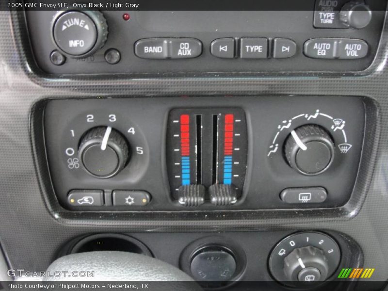 Onyx Black / Light Gray 2005 GMC Envoy SLE