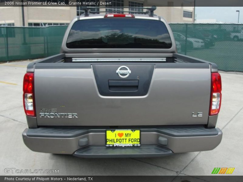 Granite Metallic / Desert 2006 Nissan Frontier LE Crew Cab