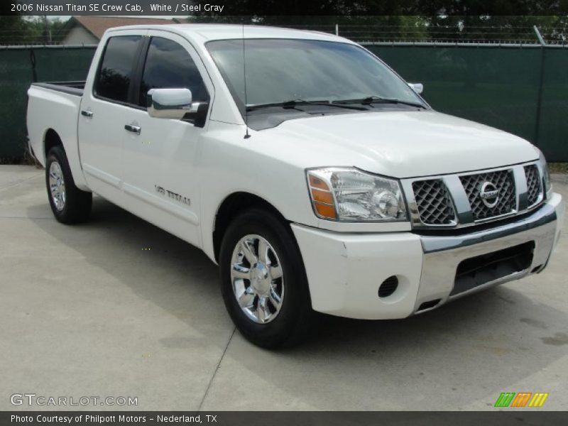 White / Steel Gray 2006 Nissan Titan SE Crew Cab