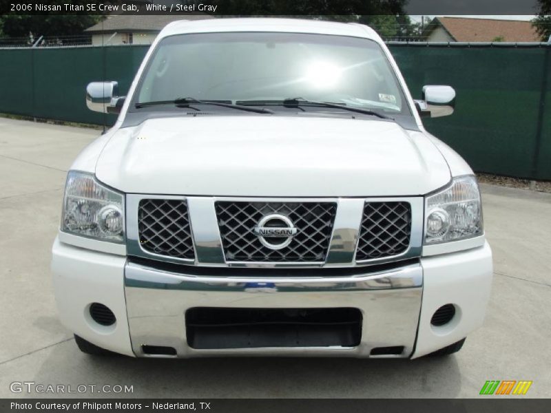 White / Steel Gray 2006 Nissan Titan SE Crew Cab