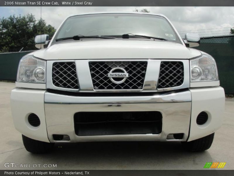 White / Steel Gray 2006 Nissan Titan SE Crew Cab