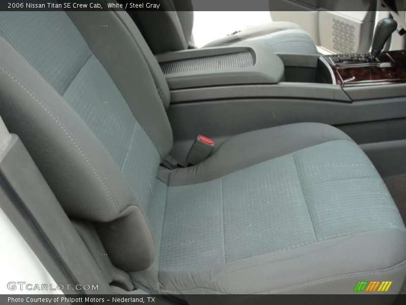 White / Steel Gray 2006 Nissan Titan SE Crew Cab
