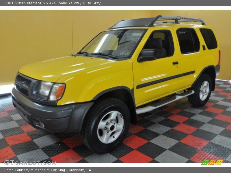 Solar Yellow / Dusk Gray 2001 Nissan Xterra SE V6 4x4