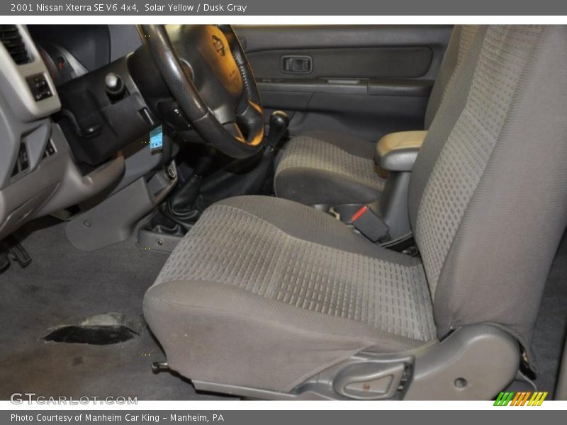Solar Yellow / Dusk Gray 2001 Nissan Xterra SE V6 4x4