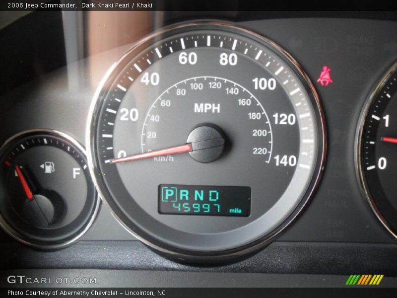 Dark Khaki Pearl / Khaki 2006 Jeep Commander